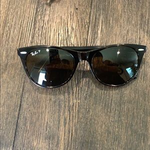 Polarized Ray Ban Sunnies